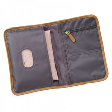 Lade das Bild in den Galerie-Viewer, Wickel Travel Kit Dandelion
