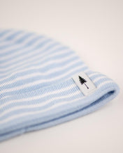 Lade das Bild in den Galerie-Viewer, Babymütze Treeanie Folded Baby Bamboo light blue
