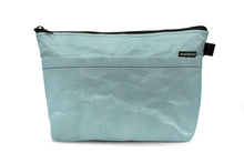 Lade das Bild in den Galerie-Viewer, Necessaire Pure Beauty L himmelblau

