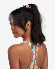Lade das Bild in den Galerie-Viewer, Scrunchie Strippey Stripey
