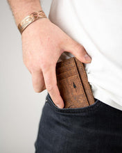Lade das Bild in den Galerie-Viewer, Geldbörse TreeWallet Slim brown

